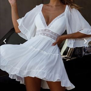 Desert Rose Bell Sleeve Mini Dress White × 1